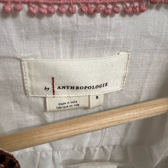 BY ANTHROPOLOGIE | V-Neck Embroidered Blouse Size S, BNWT - Picture 9 of 10